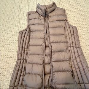 32 Degrees Women's Beige Puffer Vest